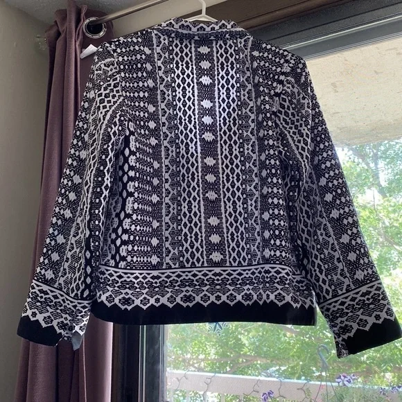 Tanjay  Jacket (12) - Picture 5 of 5